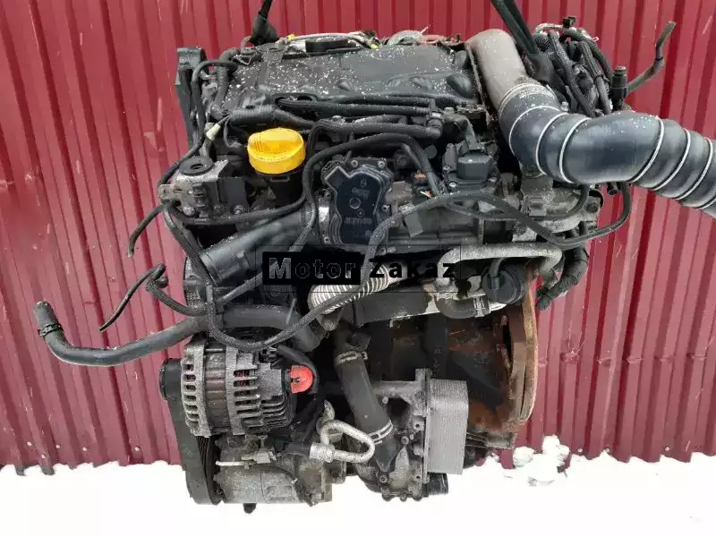 Контрактный б/у двигатель M9R 786 2.0 DCI Nissan Primastar