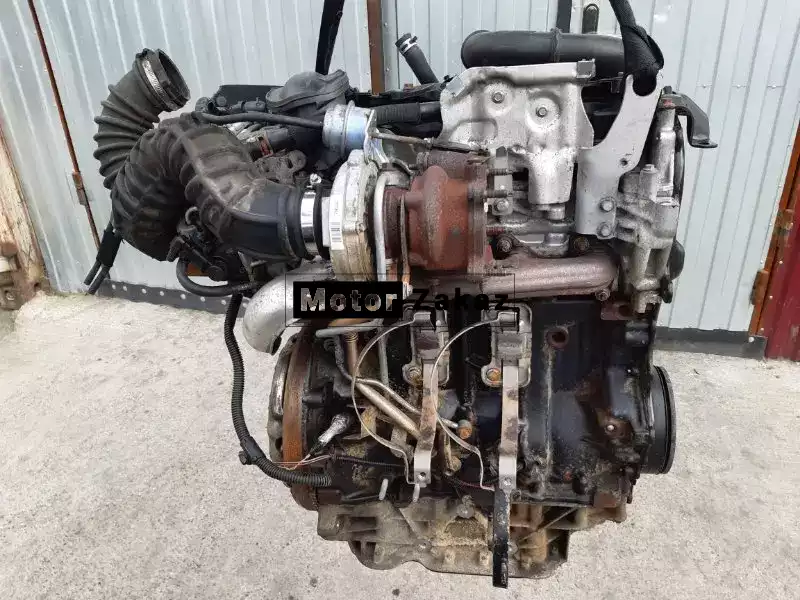 Контрактный б/у двигатель M9R 692 2.0 DCI Opel Vivaro